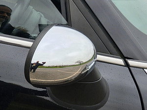 MINI Countryman thumbnail