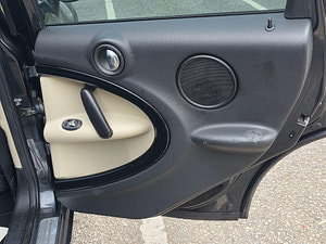 MINI Countryman thumbnail