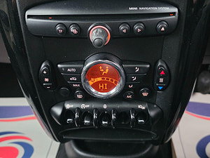 MINI Countryman thumbnail