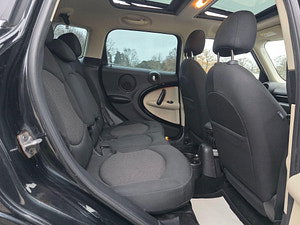 MINI Countryman thumbnail
