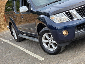 Nissan Navara thumbnail