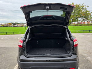 Nissan Qashqai thumbnail