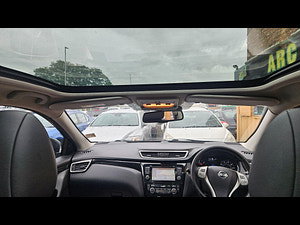 Nissan Qashqai thumbnail