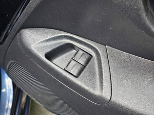 Peugeot 108 thumbnail
