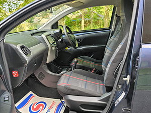 Peugeot 108 thumbnail