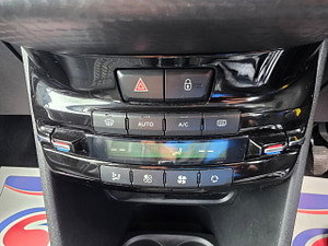 Peugeot 2008 thumbnail