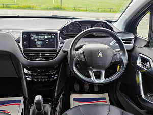 Peugeot 2008 thumbnail