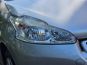 Peugeot 208 thumbnail