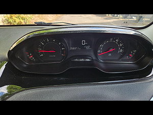 Peugeot 208 thumbnail