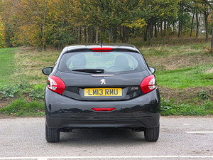 Peugeot 208 thumbnail
