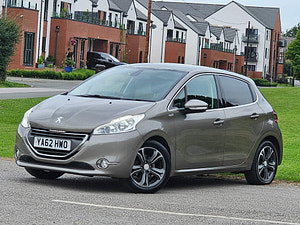 Peugeot 208 thumbnail