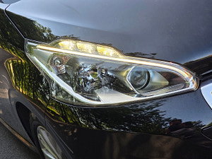 Peugeot 208 thumbnail