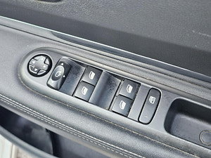 Peugeot 3008 thumbnail