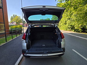 Peugeot 3008 thumbnail