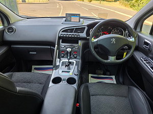 Peugeot 3008 thumbnail