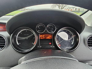 Peugeot 308 thumbnail