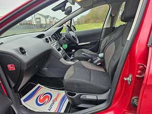 Peugeot 308 thumbnail
