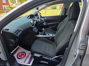 Peugeot 308 thumbnail