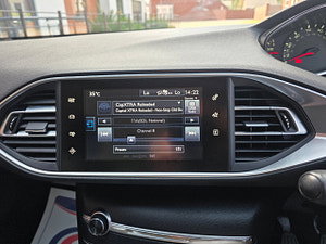 Peugeot 308 thumbnail