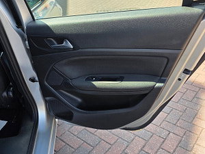 Peugeot 308 thumbnail