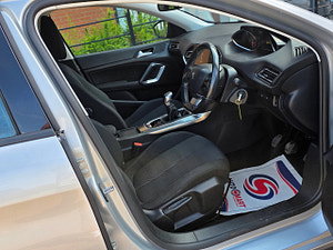 Peugeot 308 thumbnail
