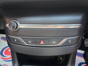Peugeot 308 thumbnail