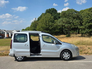 Peugeot Partner Tepee thumbnail