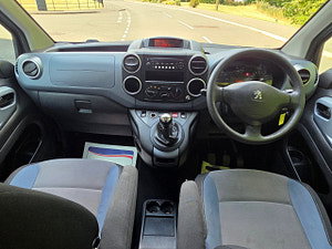 Peugeot Partner Tepee thumbnail