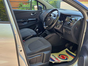 Renault Captur thumbnail