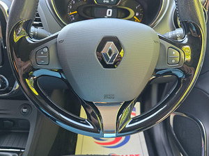 Renault Captur thumbnail