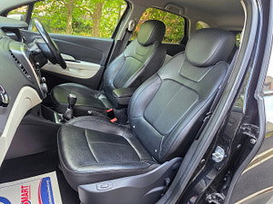 Renault Captur thumbnail