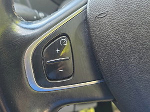 Renault Captur thumbnail