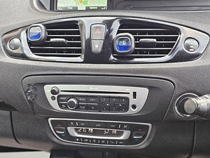 Renault Scenic thumbnail