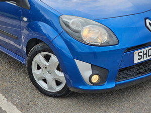 Renault Twingo thumbnail