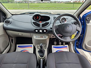 Renault Twingo thumbnail