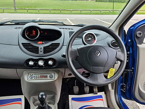 Renault Twingo thumbnail