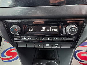 Skoda Rapid thumbnail