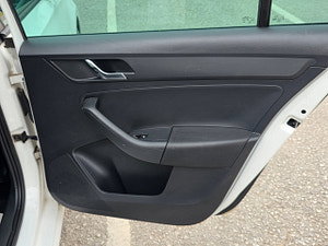 Skoda Rapid thumbnail