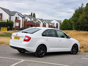 Skoda Rapid thumbnail