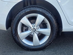 Skoda Rapid Spaceback thumbnail