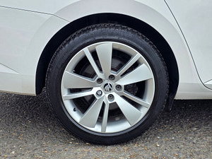 Skoda Superb thumbnail