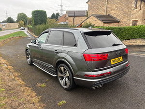 Audi Q7 thumbnail