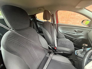 Chrysler Ypsilon thumbnail