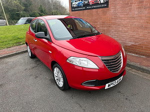 Chrysler Ypsilon thumbnail