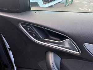 Audi Q3 thumbnail