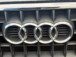 Audi Q3 thumbnail