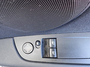 BMW 3 Series thumbnail