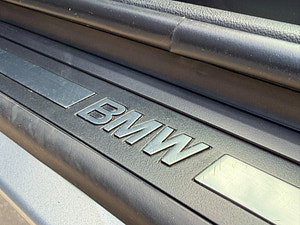 BMW 3 Series thumbnail
