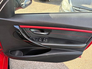 BMW 3 Series thumbnail