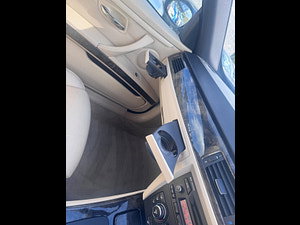 BMW 3 Series thumbnail